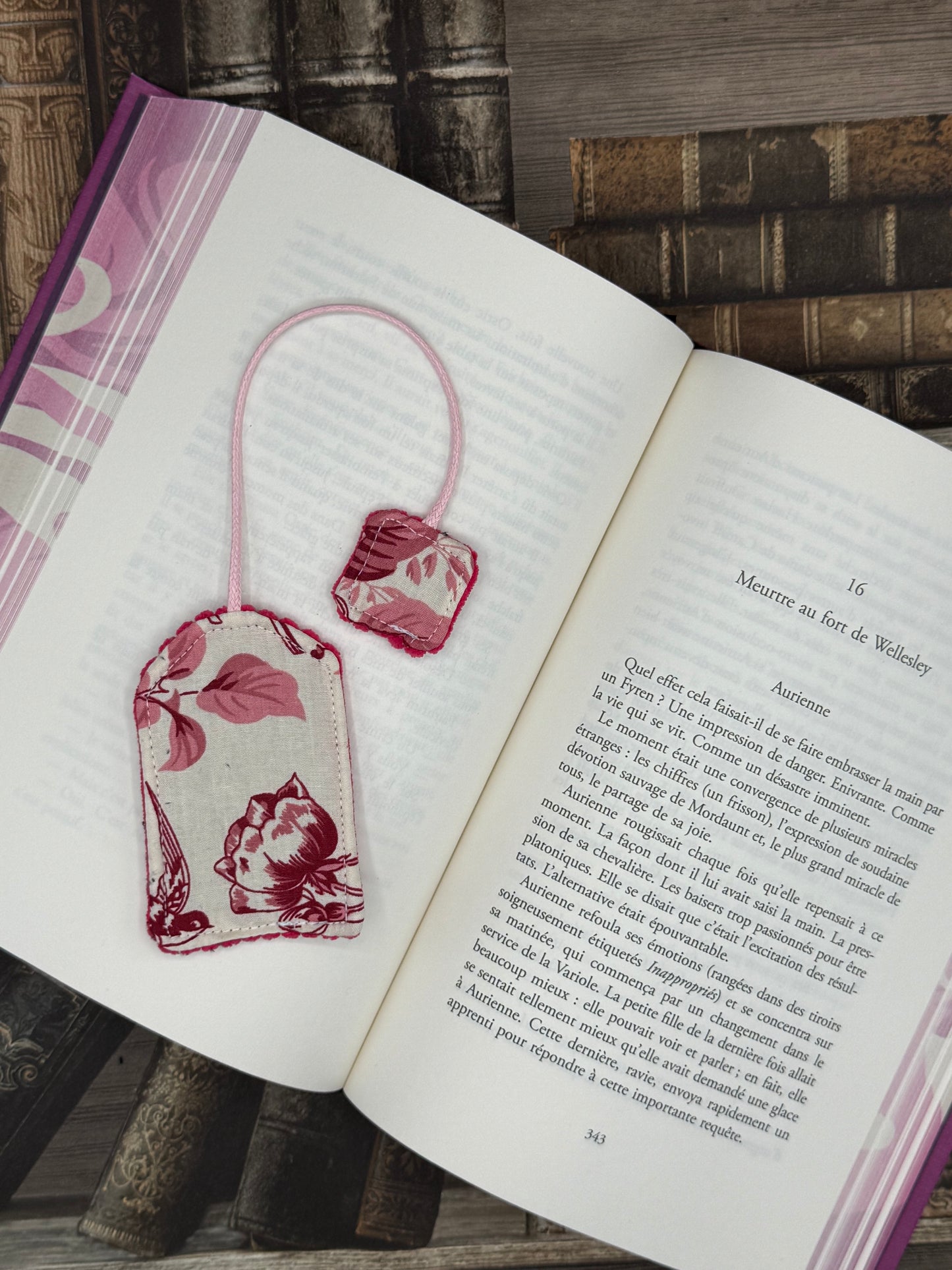 Le marque page - Rose